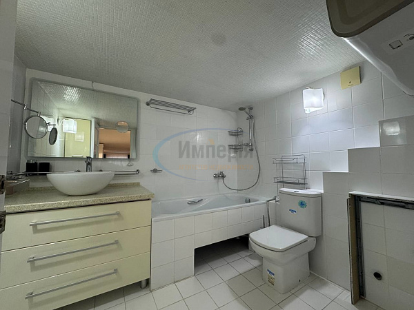 3-к квартира, 122 кв.м. (№22138)
