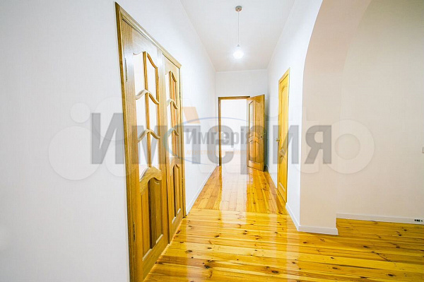 2-к квартира, 100 кв.м. (№21832)